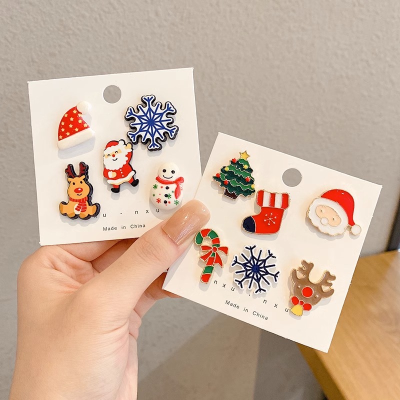Cute Santa Brooch Children's Brooch Pin 2023 New Christmas Cartoon Badge Gift Accessories details Picture