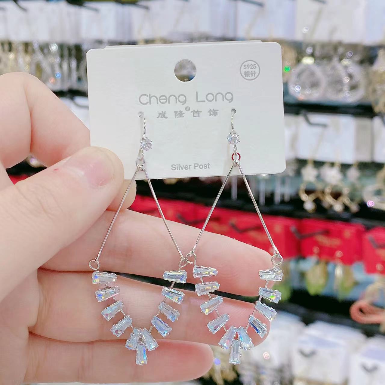 【 Silver Needle 】 Korean AAA Zircon spliced geometric Rhombic fashion women's earrings, a hot bestseller in live-streaming by Internet celebrities