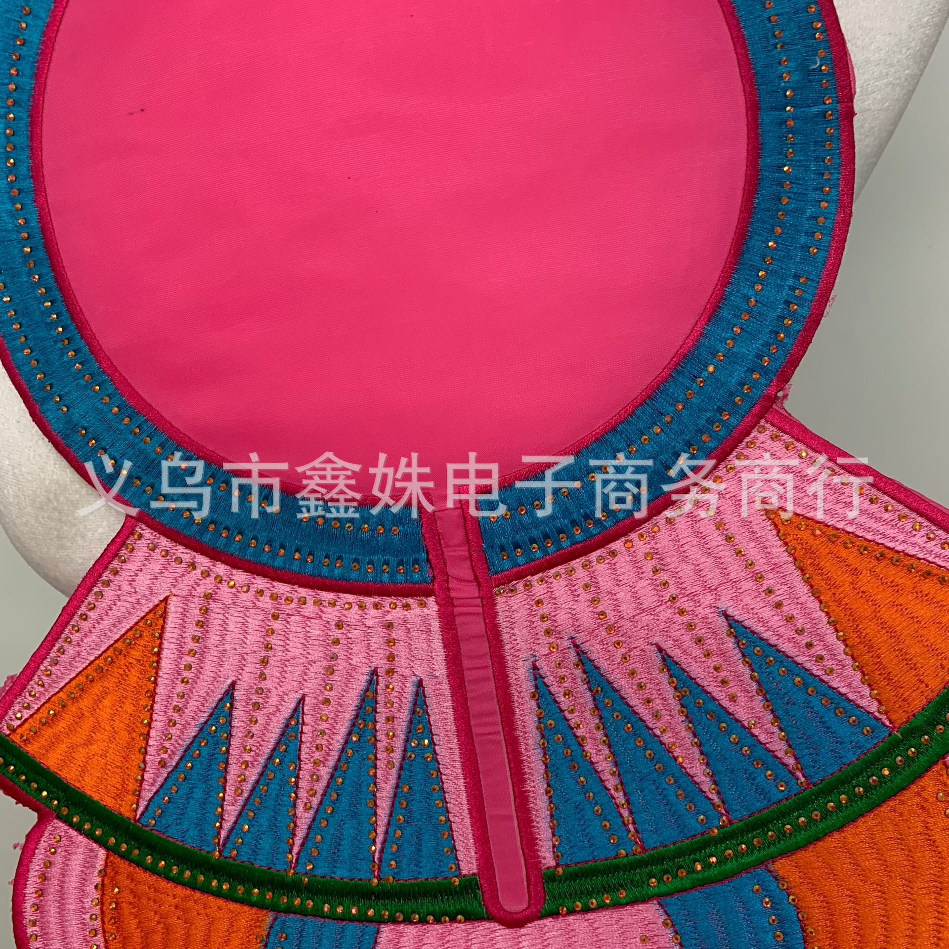 Best-selling stage costume accessories with irregular-shaped embroidered circular collars Specification image