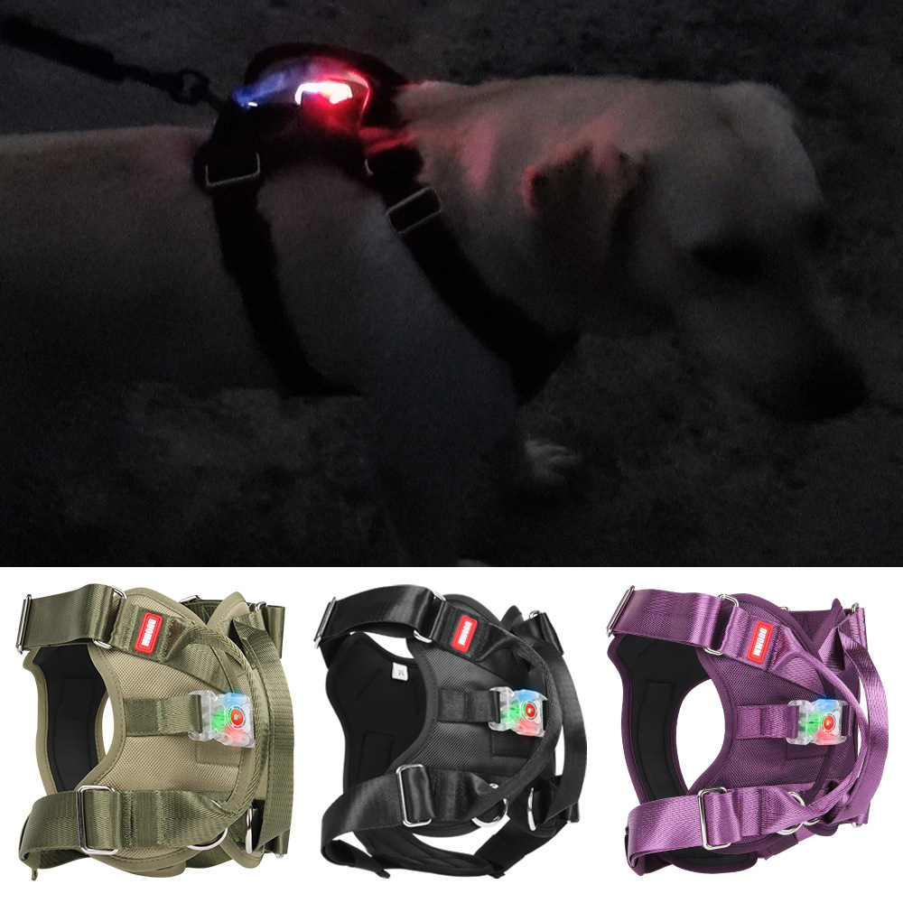 Pet chest and back strap, breathable, durable, explosion-proof, impact-resistant, dog chest and back, night flashing buckle chest and back strap, pet leash supplies Application Scenario
