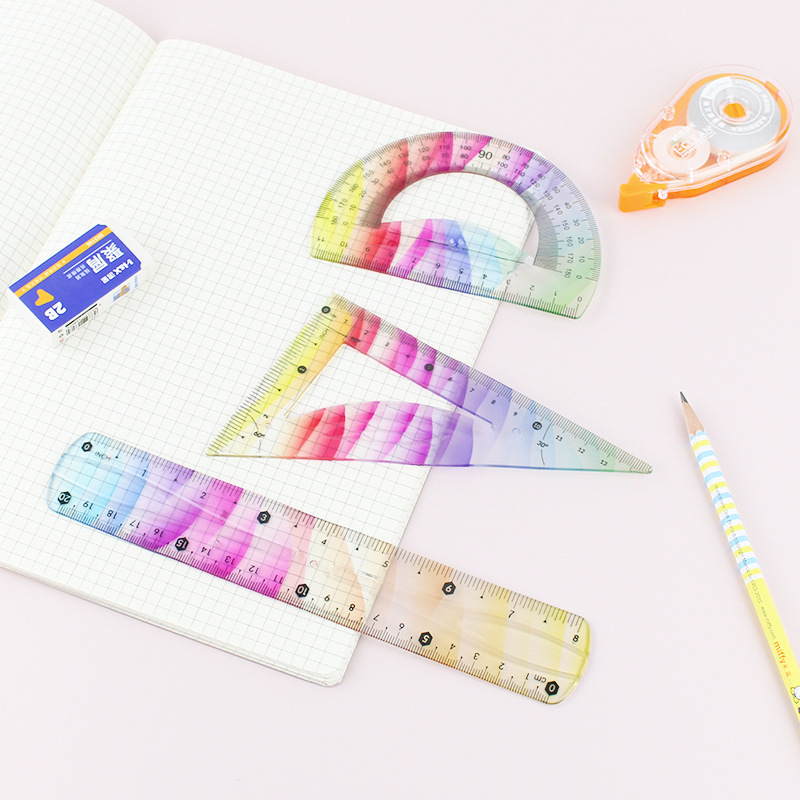 The manufacturer can order a four-piece set of foreign trade flexible rulers for students, 20/30cm, which can be bent and easily reached Application Scenario