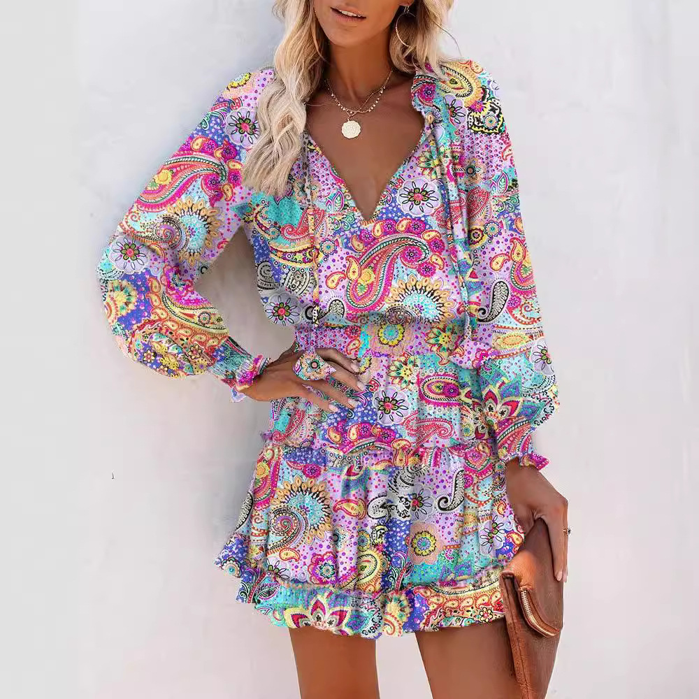 Amazon's best-selling European and American women's clothing cross-border fashion trend printed V-neck cinched waist long-sleeved dress Application Scenario