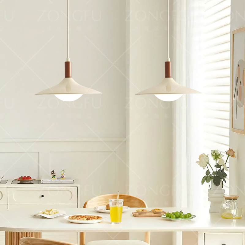 Cream-style restaurant chandelier, French simple dining table, bar counter, flying saucer lamp, wabi-sabi style bedroom, small bedside chandelier details Picture