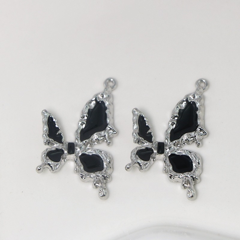 Wholesale of new electroplated alloy oil-dripping heart-shaped accessories, DIY butterfly necklaces, bracelets and pendants details Picture