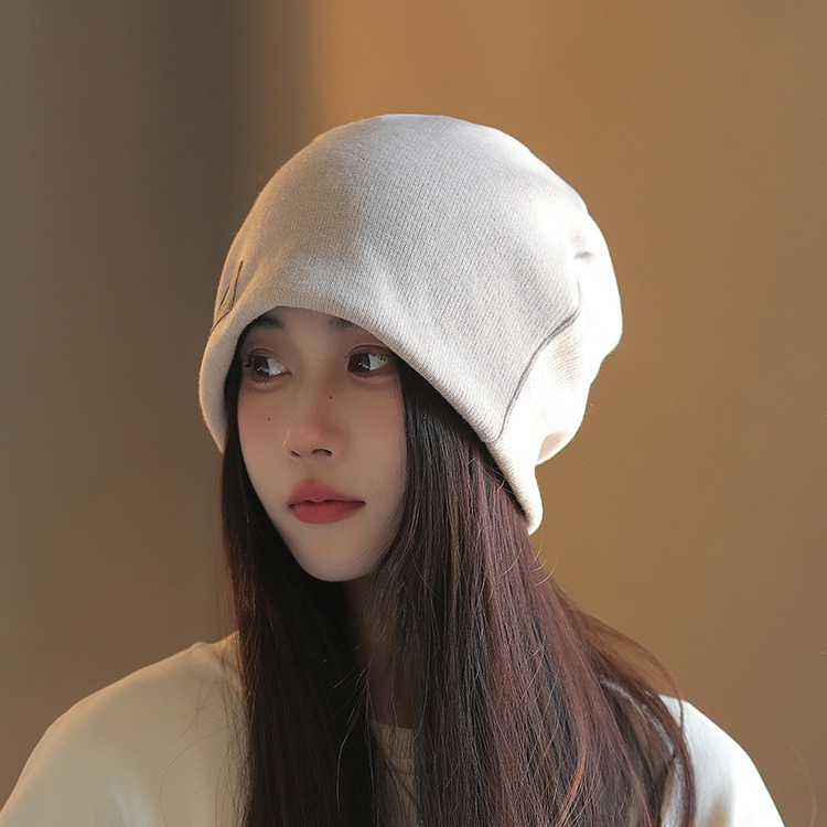 Brand [Sondona] Knitted cap letter Postpartum cap for spring and Autumn, fashionable and individual, pile cap, versatile for women, ear-protecting and warm knitted woolen headscarf cap Specification image