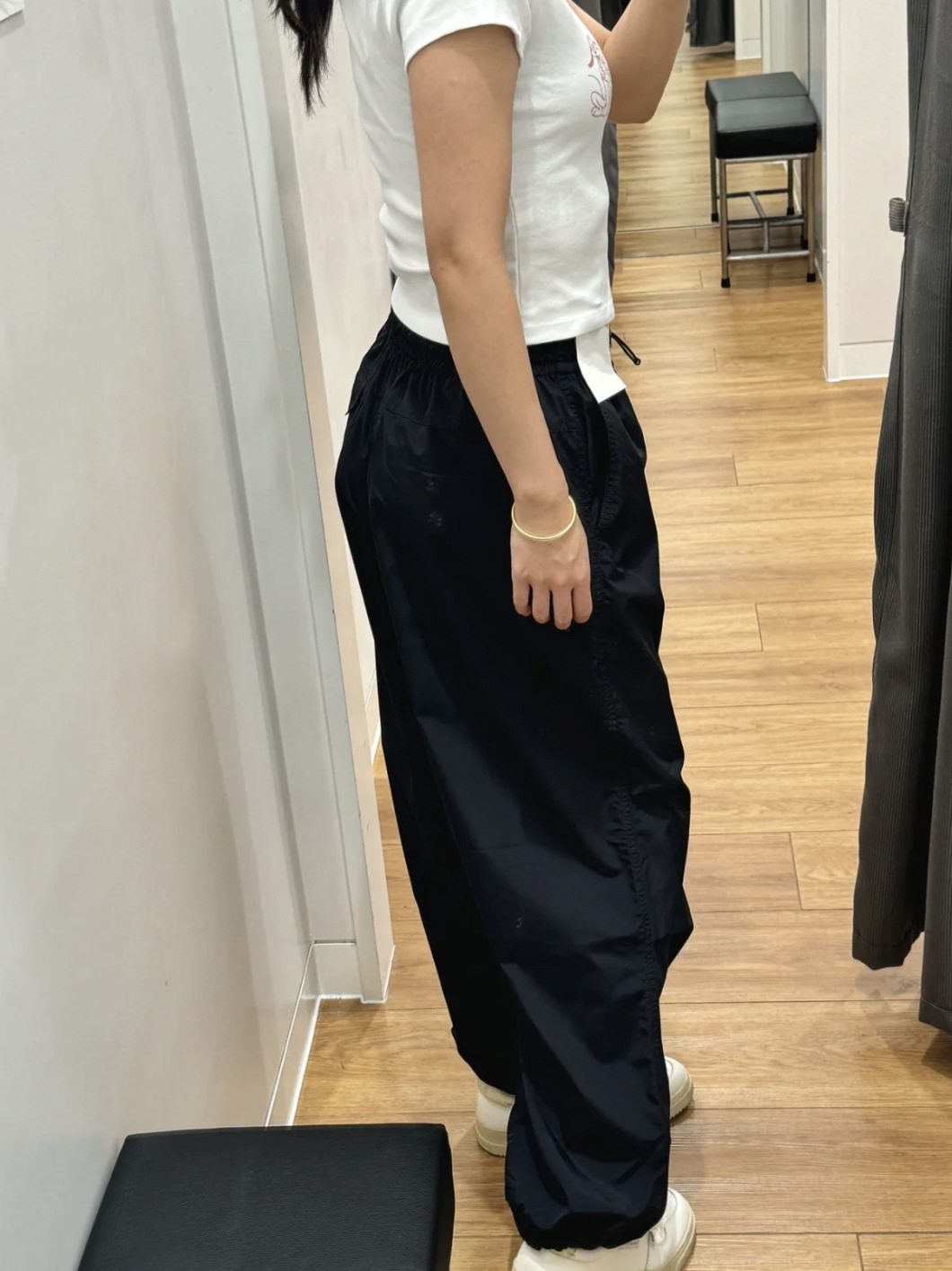 Spring 2024 New Parachute Pants Women's Casual Wide-Leg Pants Sweat Absorption Quick Drying Overalls 464888 Application Scenario