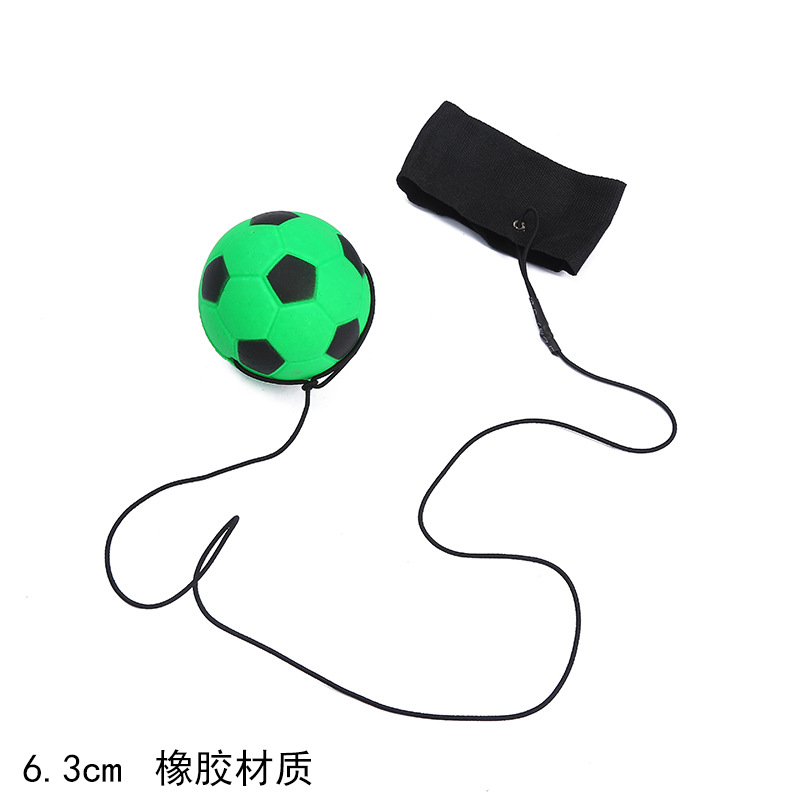 Natural Football Swing Wrist Bouncy Ball Senior Fitness Exercise Swing Ball Player Throw Boomerang Rubber Ball Application Scenario