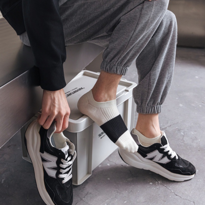 Men's black double-needle socks - boat socks, European and American striped ins trendy business sweat-absorbing and breathable summer thin short cotton socks Specification image