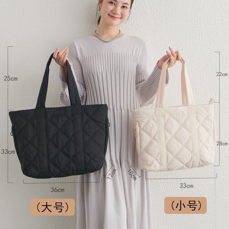 New Japanese casual and lightweight tote bags, large-capacity single-shoulder bags, diamond-shaped hand-held bags, commuting bags, and mommy bags are versatile details Picture