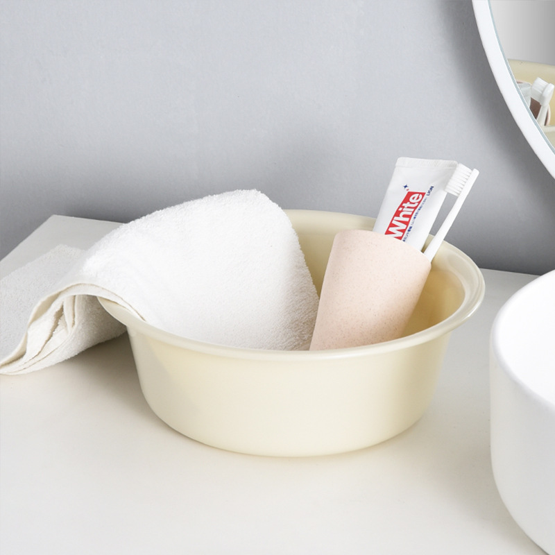 Available in multiple sizes: household thickened and deepened washbasins, multi-functional plastic washbasins, PP washbasins, and fruit and vegetable cleaning basins