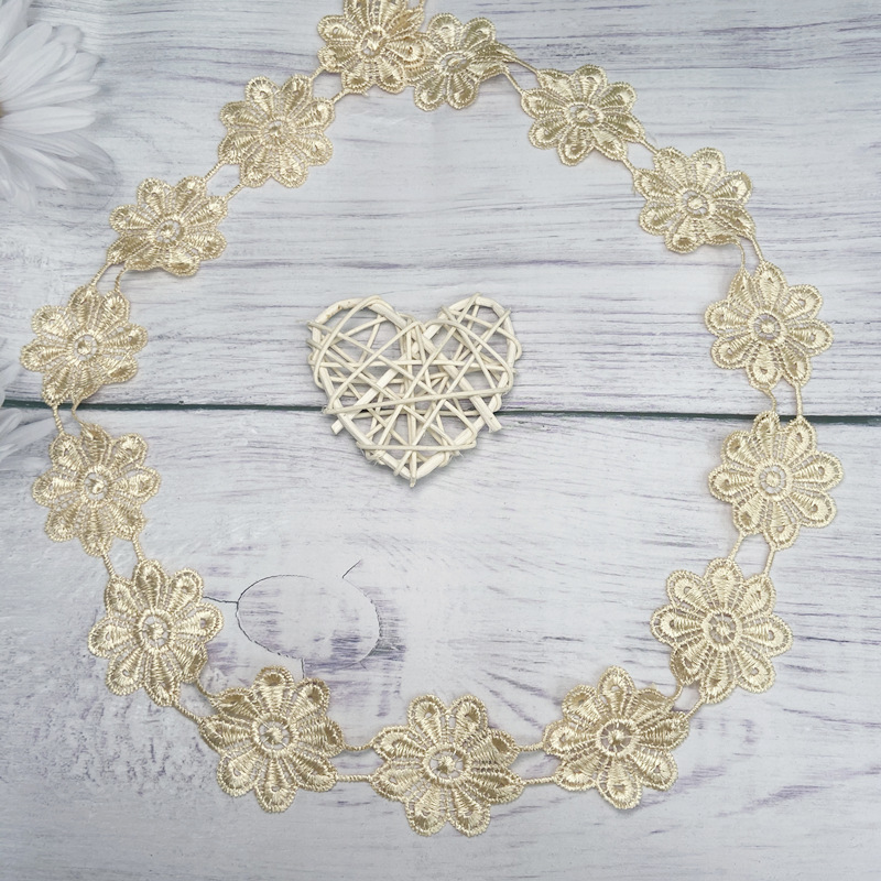 水溶软式涤光花边花朵四叶花宽电脑绣花现货蕾丝镂空女装配饰