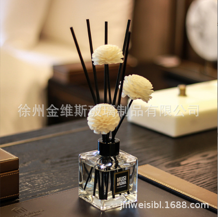 方形香薰瓶无火藤条香薰空瓶玻璃瓶子家居摆件小口玻璃香氛瓶详情图3