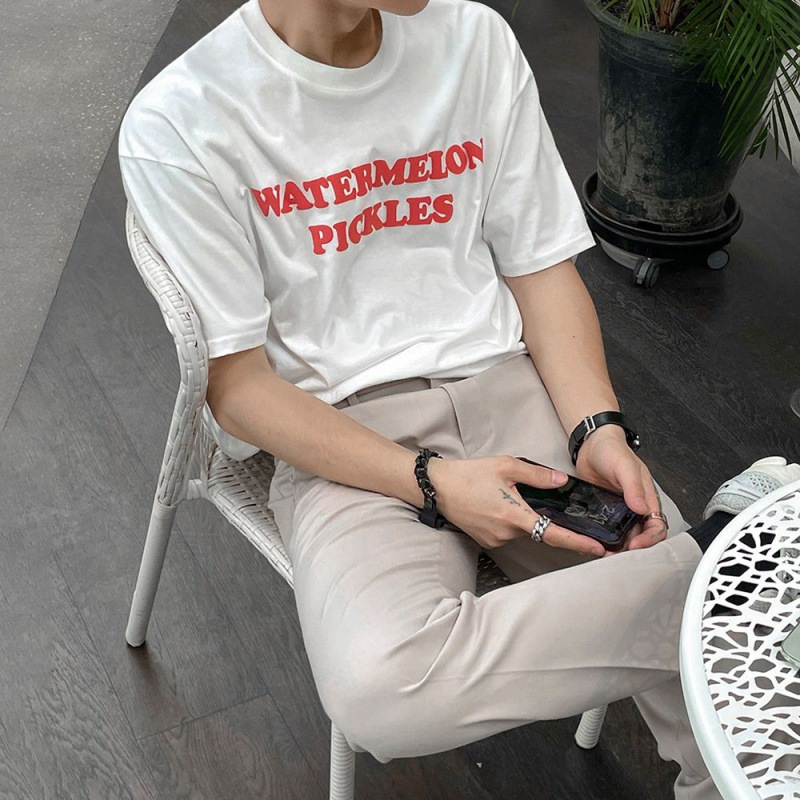 男士T恤实物图