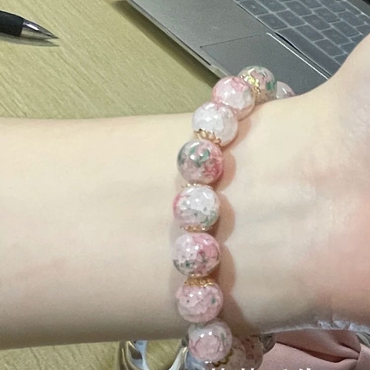 Chinese Style Autumn Limit Flower Room Story High Appearance Level Color-Changing Bracelet Female Komori Bracelet Glazed Jewelry Wholesale Application Scenario