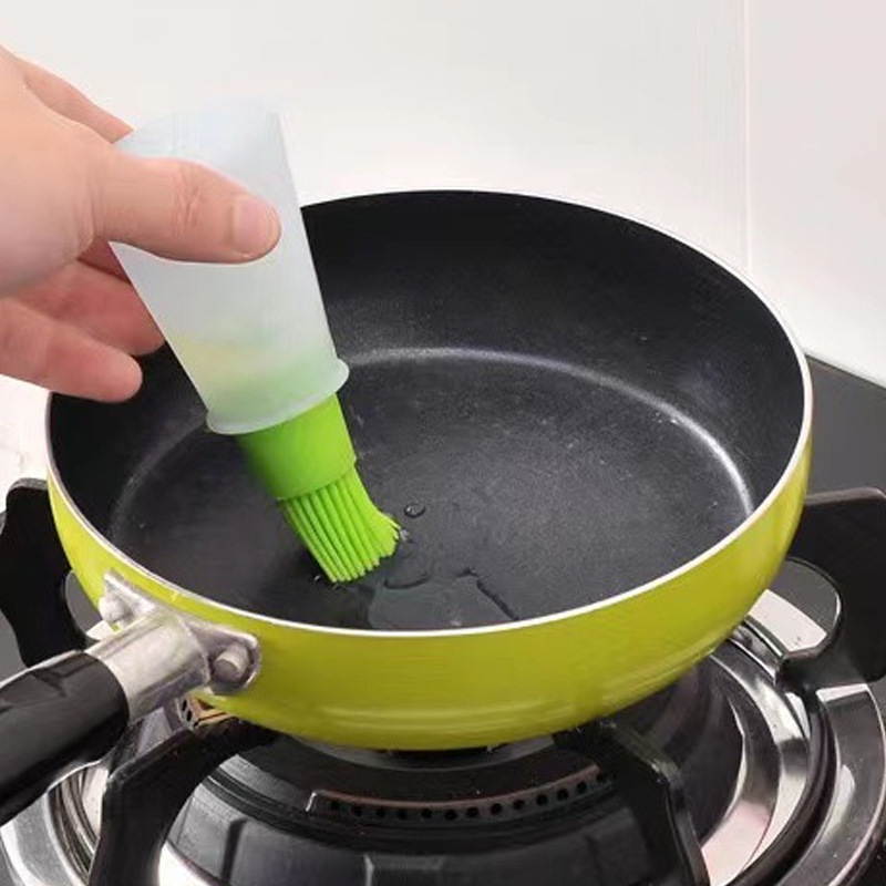 Wholesale Food Grade Oil Bottle Barbecue Brush With Graduated Silicone Kitchen Household Heat Resistant Brush Tool Bottle details Picture