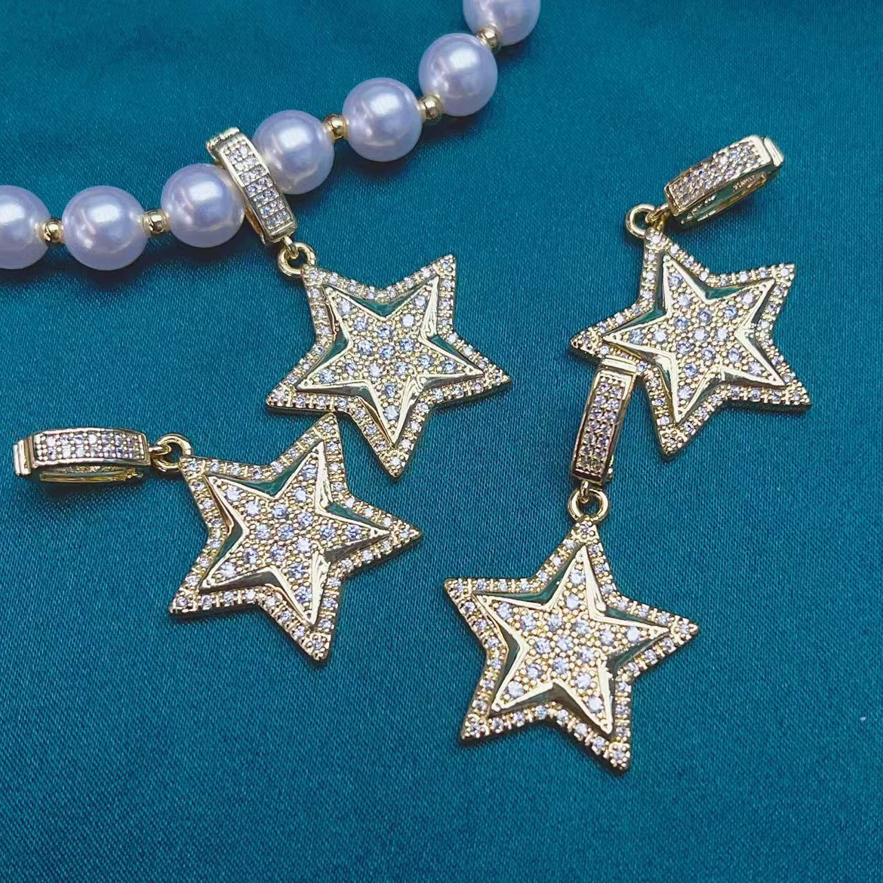 Copper-plated real gold, slightly inlaid zircon five-pointed star, all-purpose pearl bracelet, necklace, versatile pendant accessory