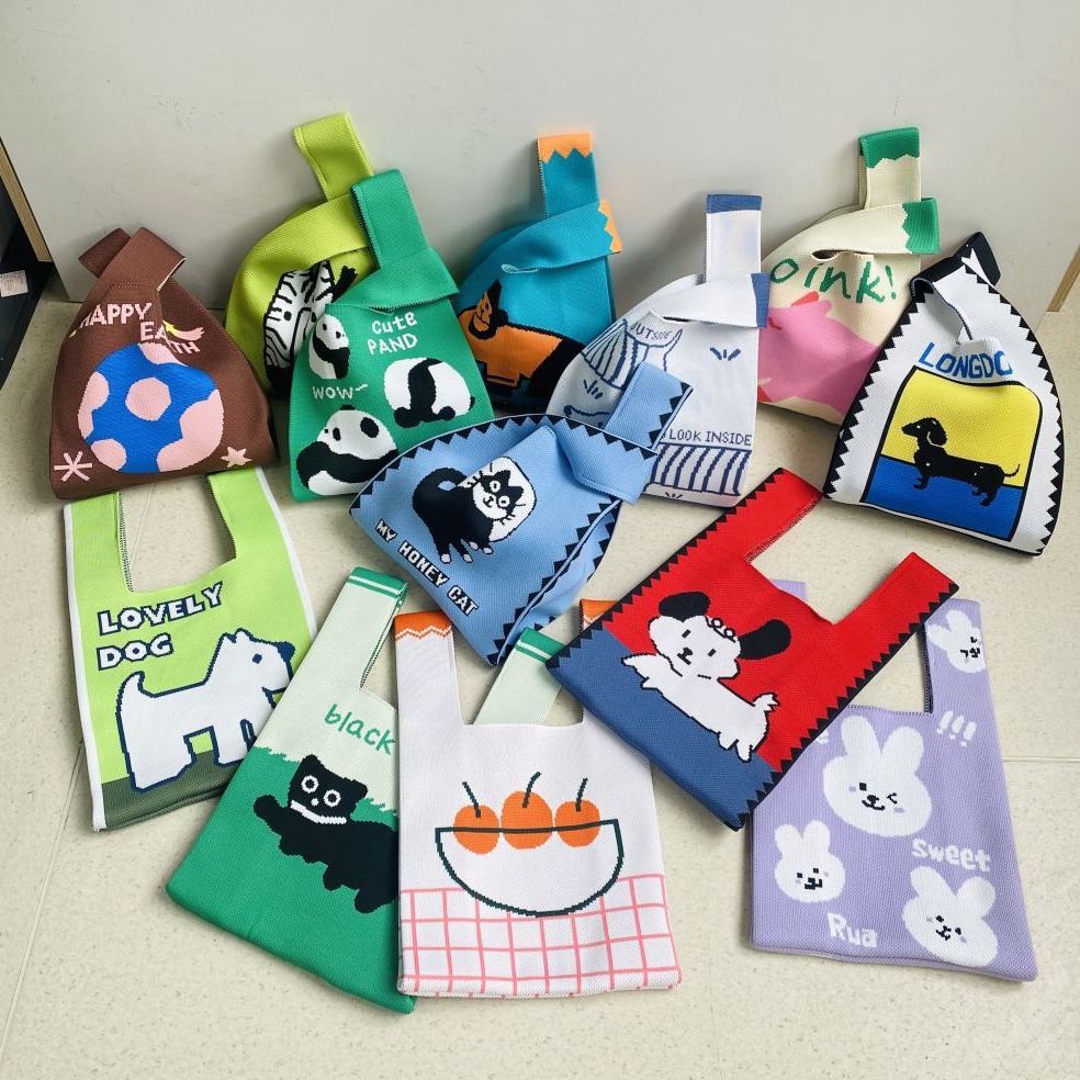 High-quality design, widened high version, 22*35cm, 130G new knitted vest bag, hand-held bag, animal woven full figure