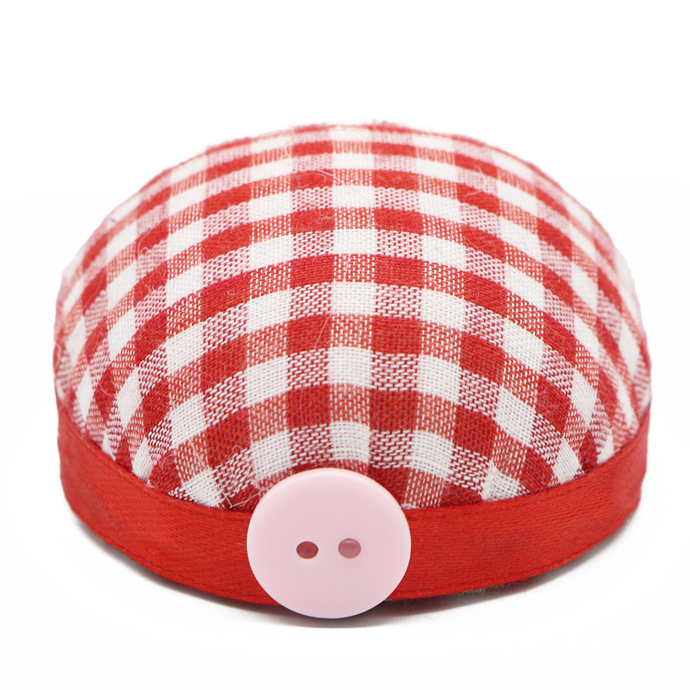 Wholesale DIY fabric red and white checkered needle pads, household cutting tools, pig nose wrist needle pads from the manufacturer details Picture