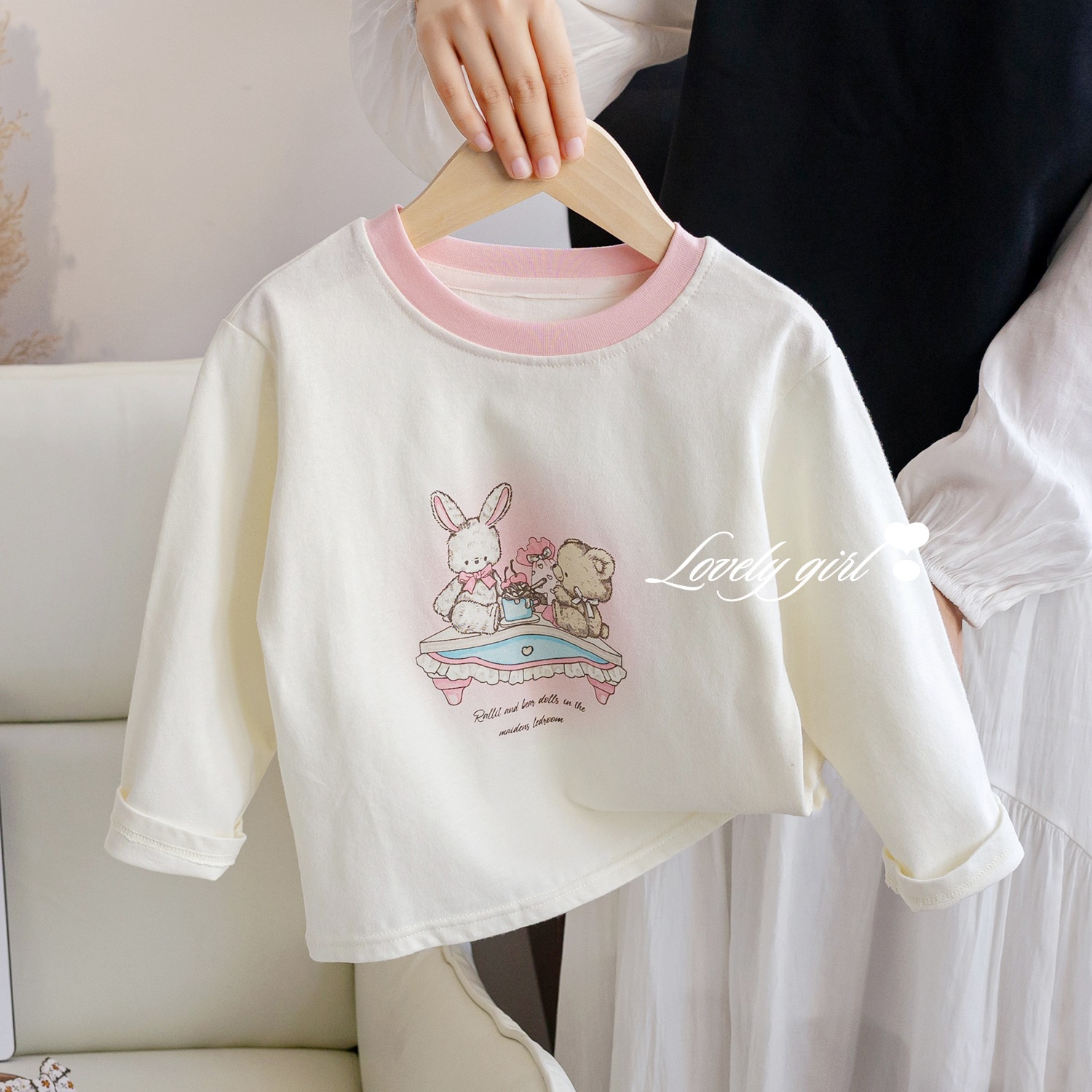 Girls' T-shirt base layer 2025 New autumn children's pure cotton autumn dress long-sleeved cartoon versatile top for baby girls details Picture