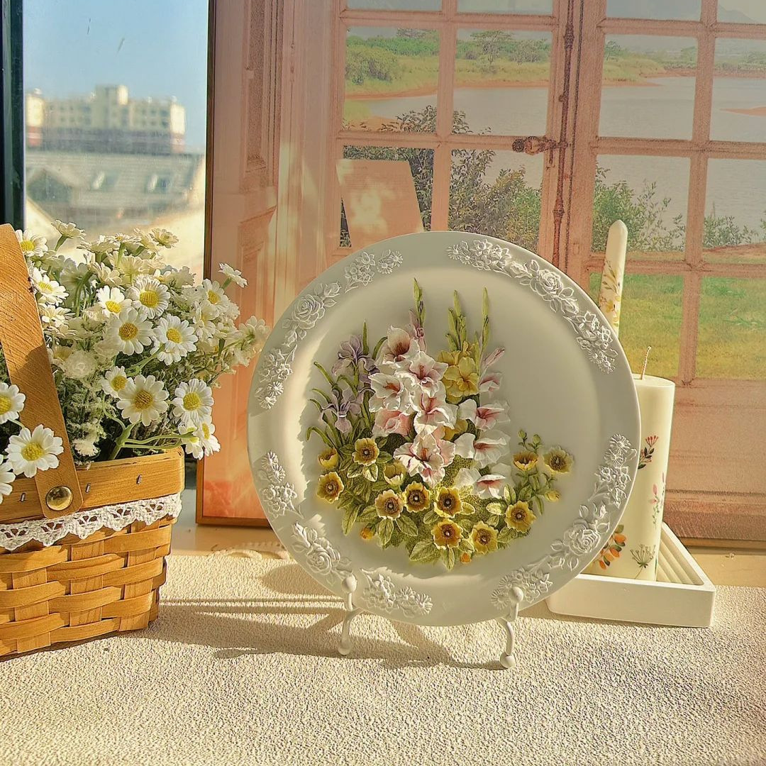 石膏娃娃白胚/石膏/拉菲草/银饰挂件/绿松石手串细节图