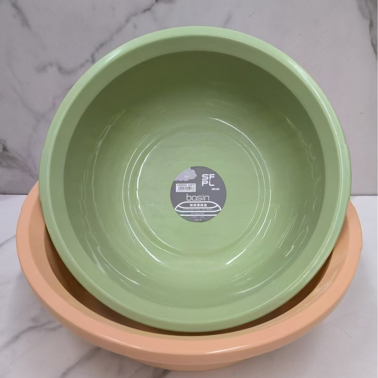 New high-appearure-level plastic basins, student dormitory laundry basins, baby foot and face washing basins, household basins, and vegetable washing basins details Picture