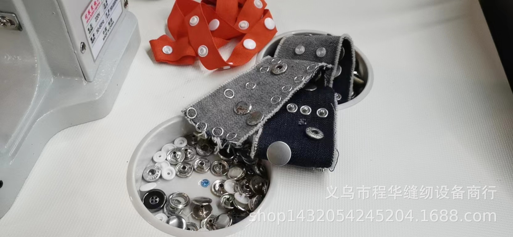 Punching machine, buttoning machine, safety punching equipment, servo anti-punch hand punching machine details Picture