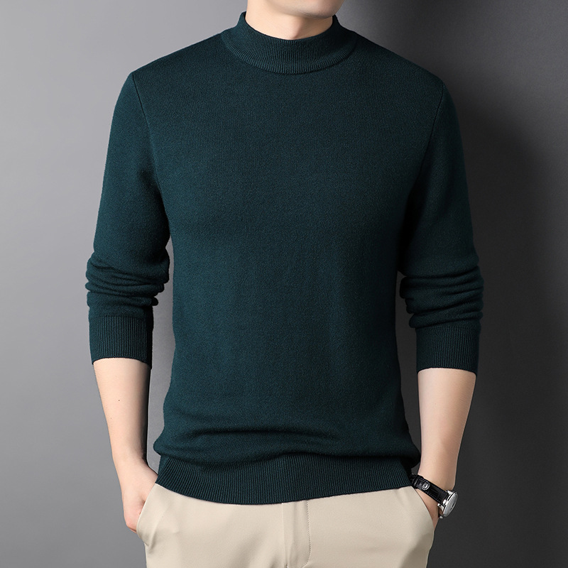 2022 New winter men's solid color fleece thickened mink one-piece fleece knitted sweater semi-high neck sweater men's wear Application Scenario