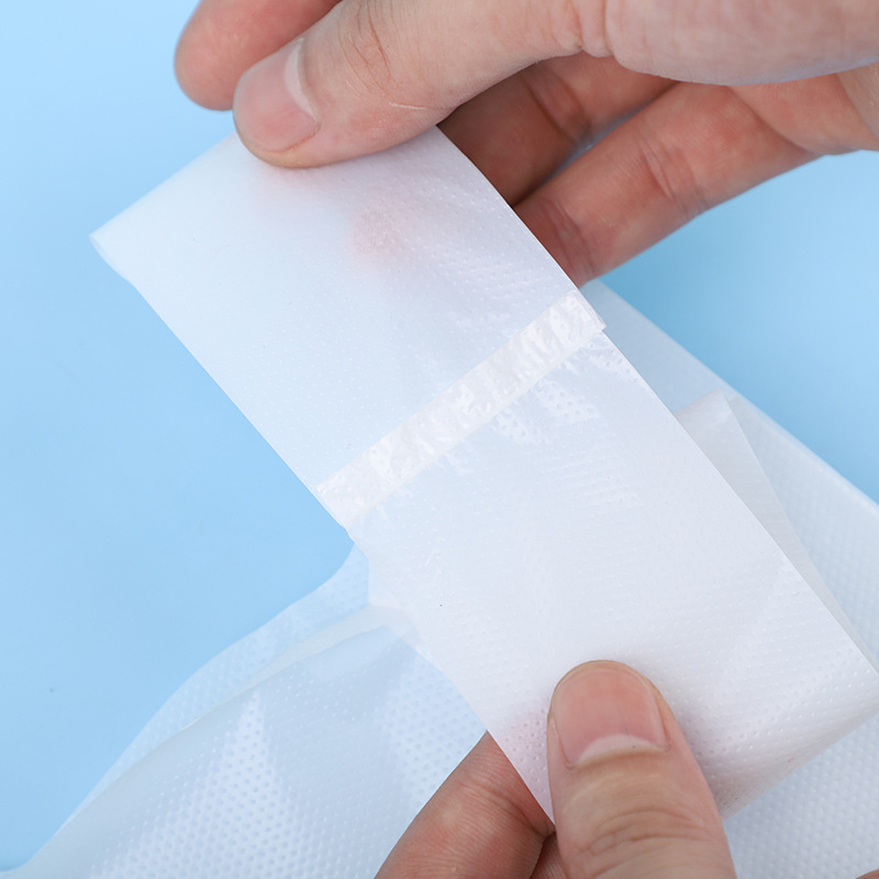 Customized plastic bags, fruit pharmacy and supermarket bags, food takeout packaging bags, commercial printed logo vest bags Application Scenario