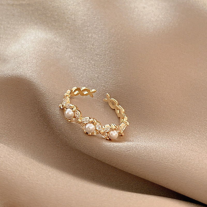 Kimoj's New Ring With Adjustable Opening, A Trendy And Cold Style For Women On Instagram, Zircon Pearl Index Finger Ring, Korean Version Real Gold Electroplated Jewelry Application Scenario