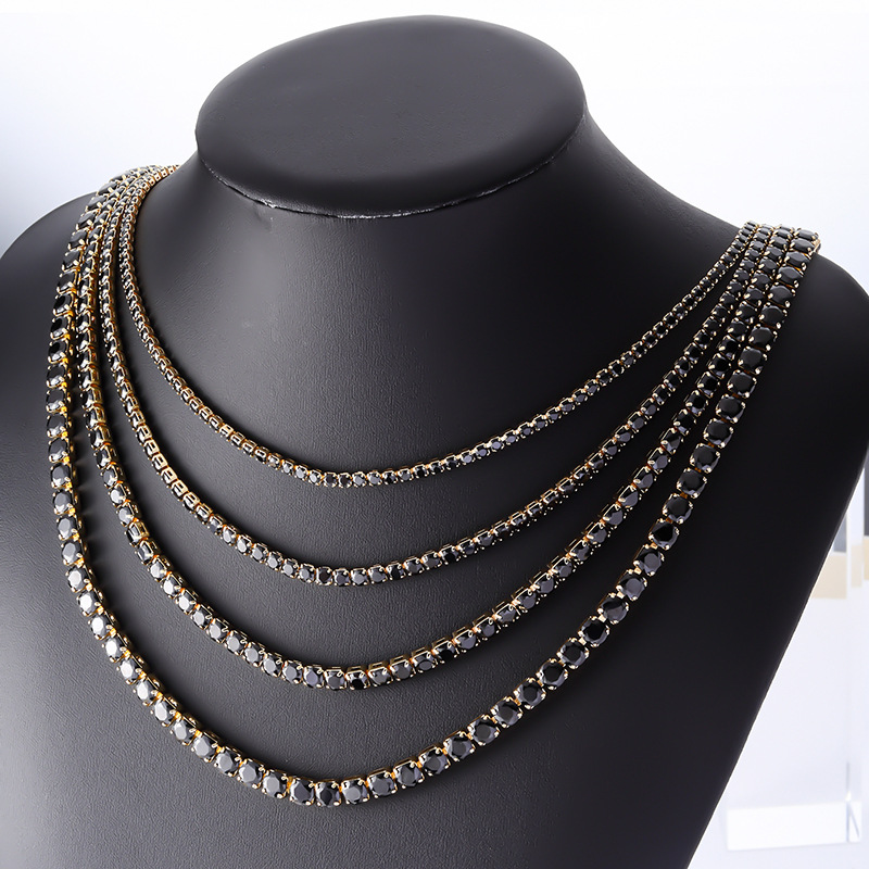 Kashi Cuban Chain, European and American hip-hop necklace, women's personality, full zirconium fashion trend, copper inlaid zircon jewelry wholesale Application Scenario