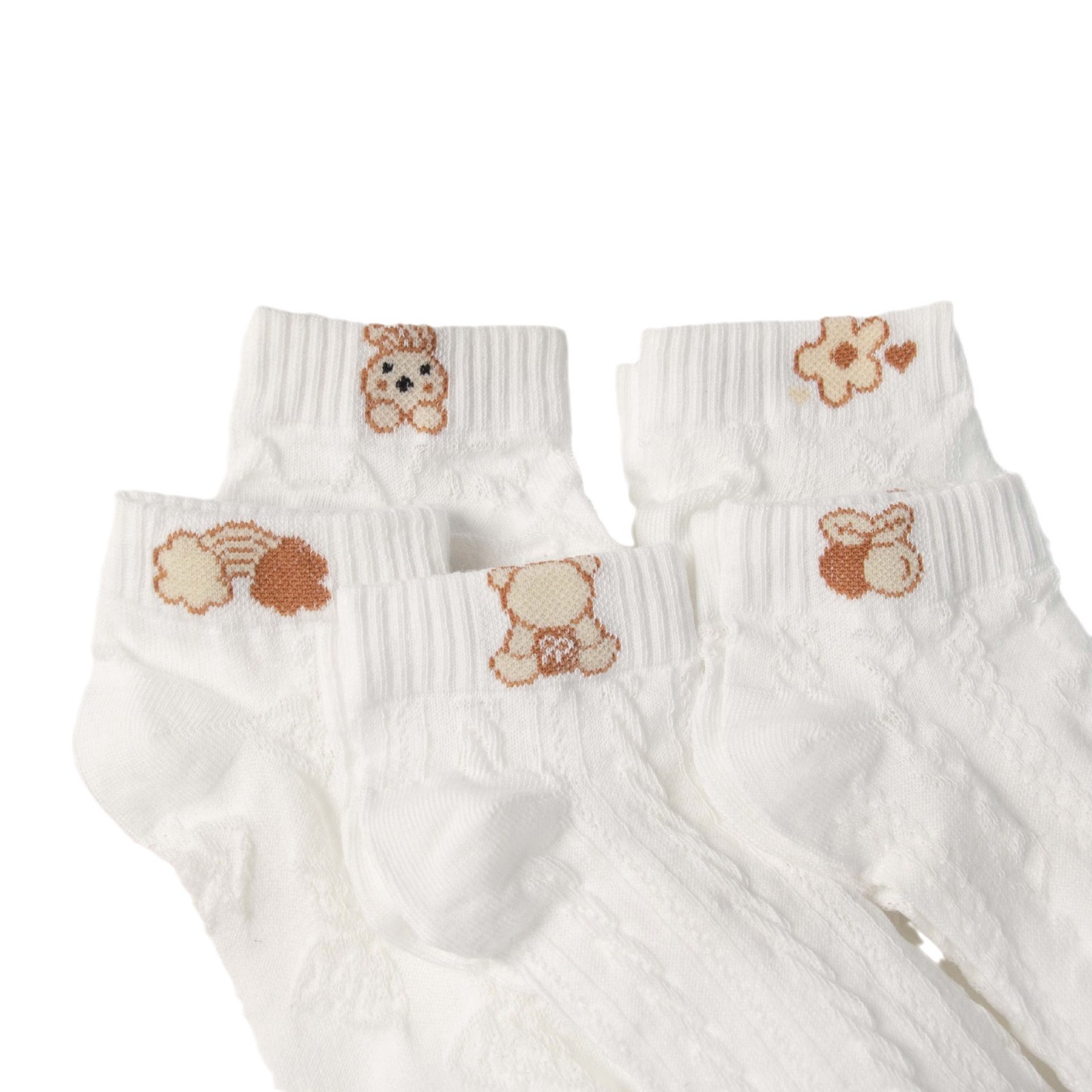 White cloud rainbow socks, cartoon cute little white socks, breathable and comfortable boat socks, versatile casual socks, little bear Item Picture