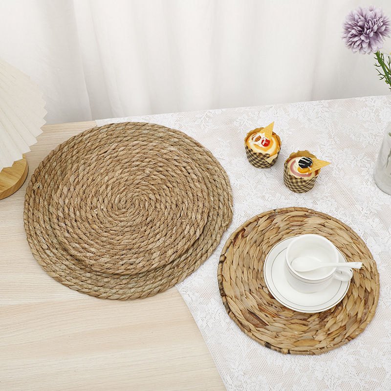 Straw-woven water hyacinth grass round home table mat, heat insulation mat, cup mat, plate mat, pot mat, meal mat, bowl mat, Western dining mat Specification image