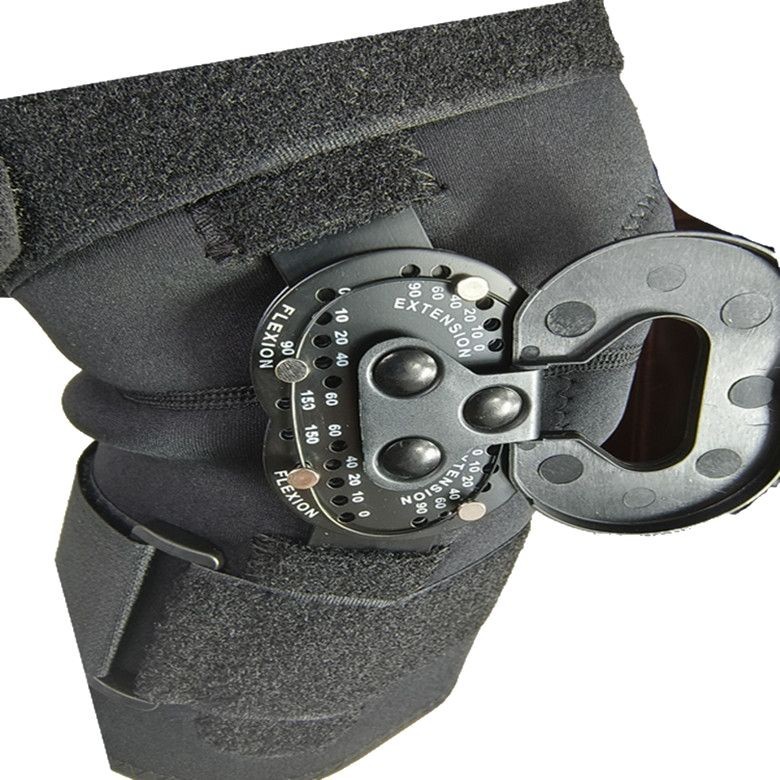 Hinged aluminum alloy support sports pressure knee pads, cycling and mountain climbing knee pads Application Scenario