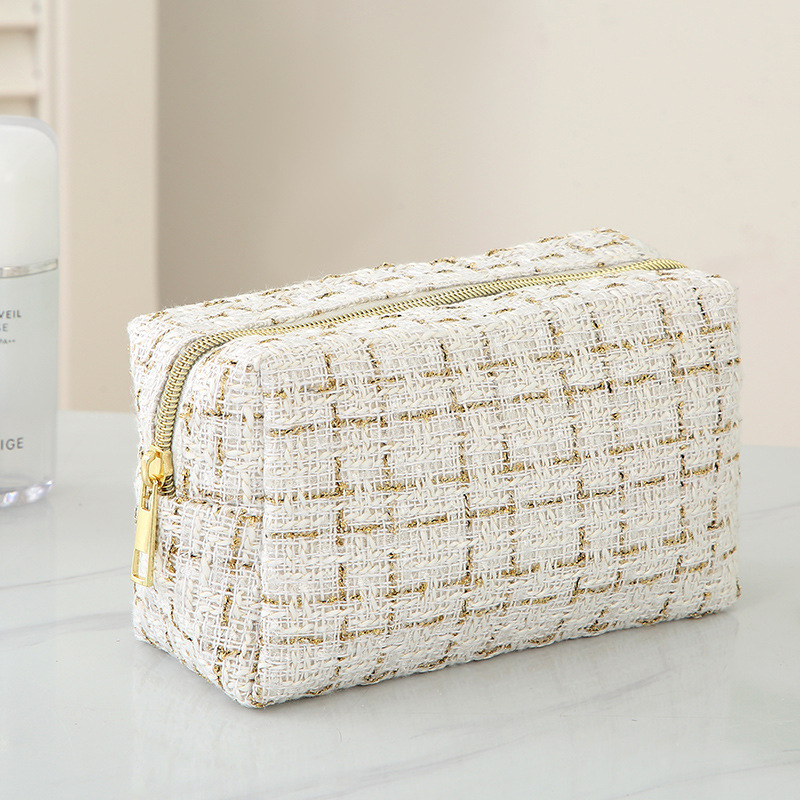 Checkerboard Checkered Portable Small Fragrance Makeup Bag Large Capacity Portable Toiletry Storage Bag Travel Bag details Picture