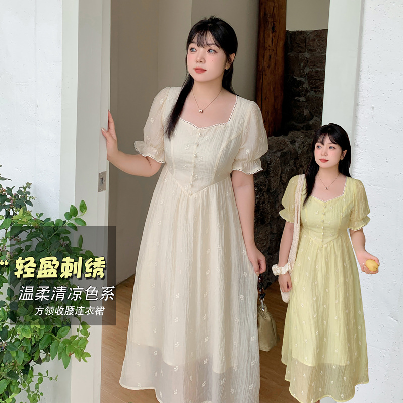 k2757大码女装2025夏季新款方领刺绣泡泡袖清新胖妹妹长款连衣裙国潮