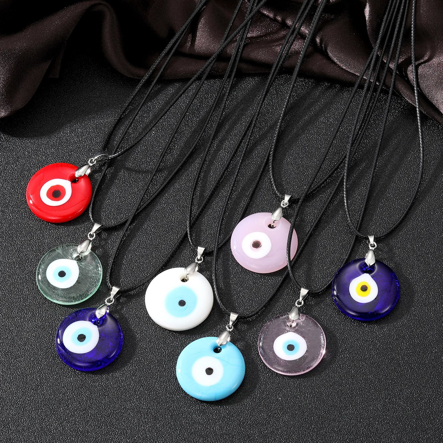 Retro blue glass pendant Devil's eye necklace, round Turkish blue eye sweater chain accessory for women