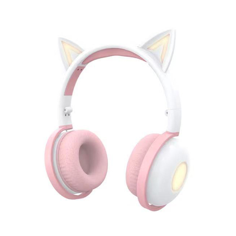 跨境专供新款BK2发光猫耳朵立体声 折叠插卡音乐游戏耳机厂家直销