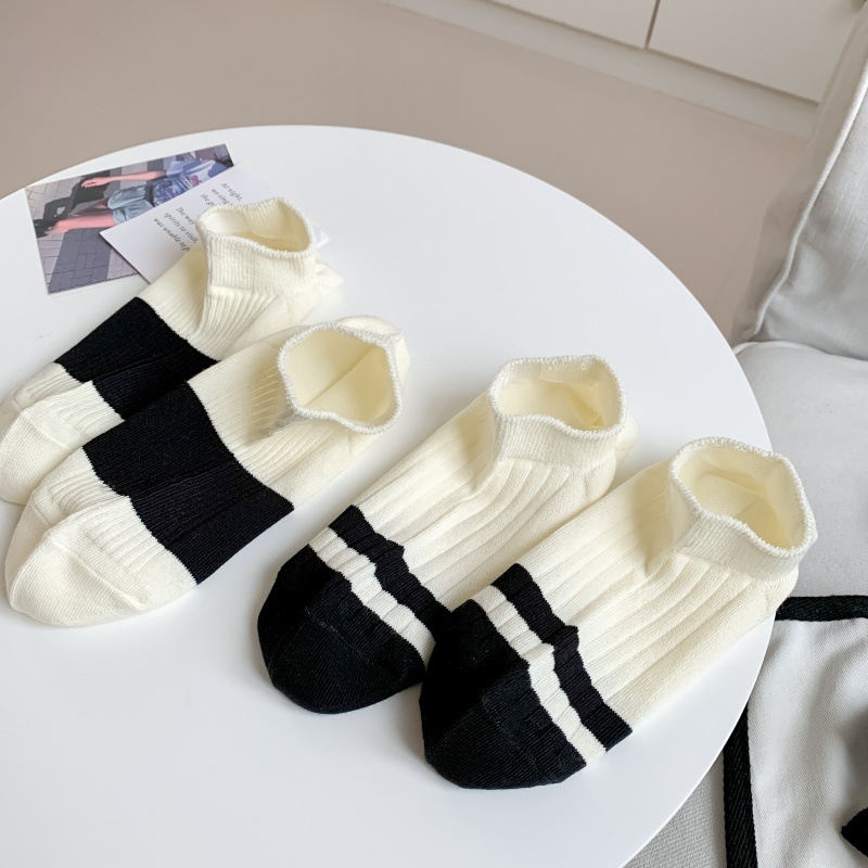 Men's black double-needle socks - boat socks, European and American striped ins trendy business sweat-absorbing and breathable summer thin short cotton socks Application Scenario