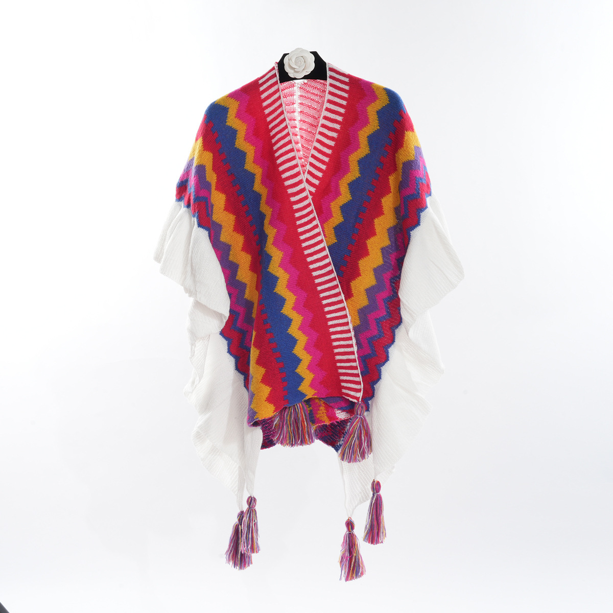The 2023 autumn/winter new Bohemian ethnic style rainbow striped outerwear shawl fashionable women's cape with black ear trim Application Scenario