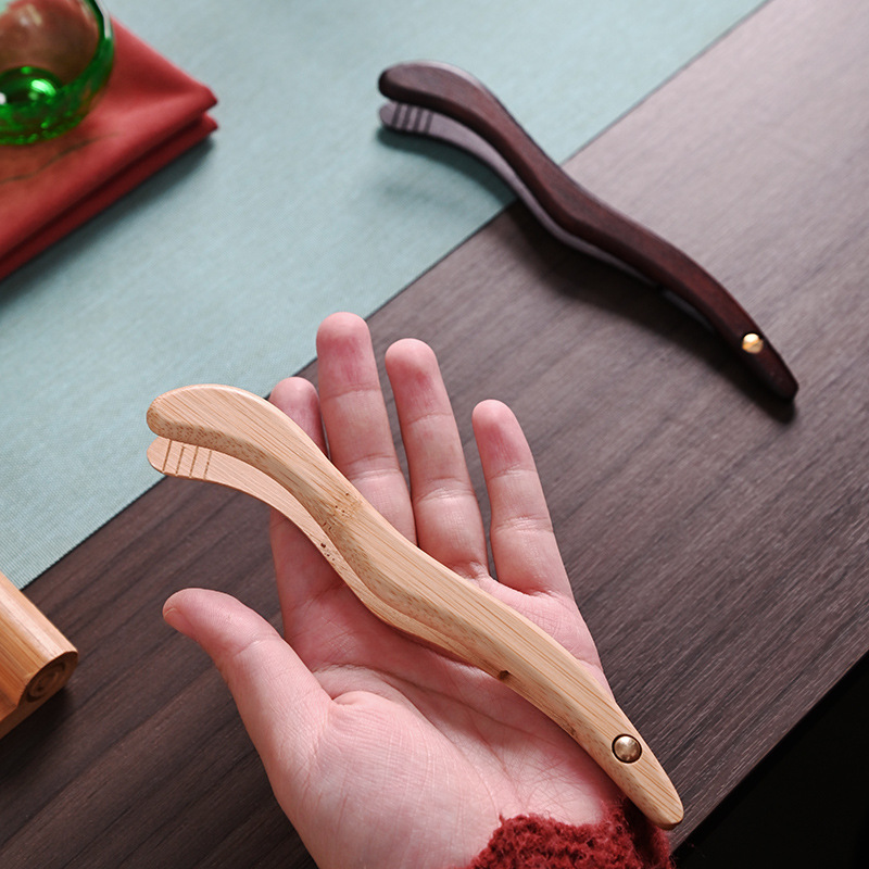 Tea holder Tea teacup tea clip Wooden tweezers household non-slip anti-scalding bamboo kung fu tea ceremony tea set accessories batch Application Scenario
