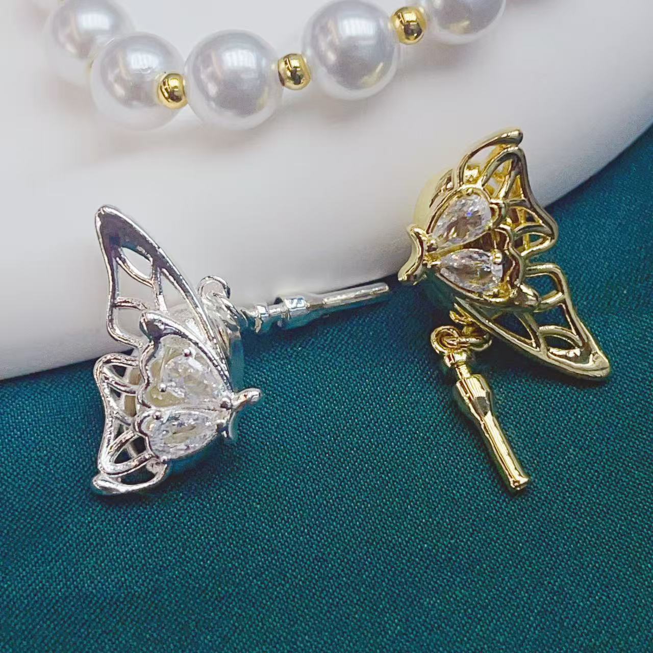 New bracelet and necklace clasp zircon butterfly style gold inlay clasp press clasp copper-plated real gold DIY jewelry accessory Specification image