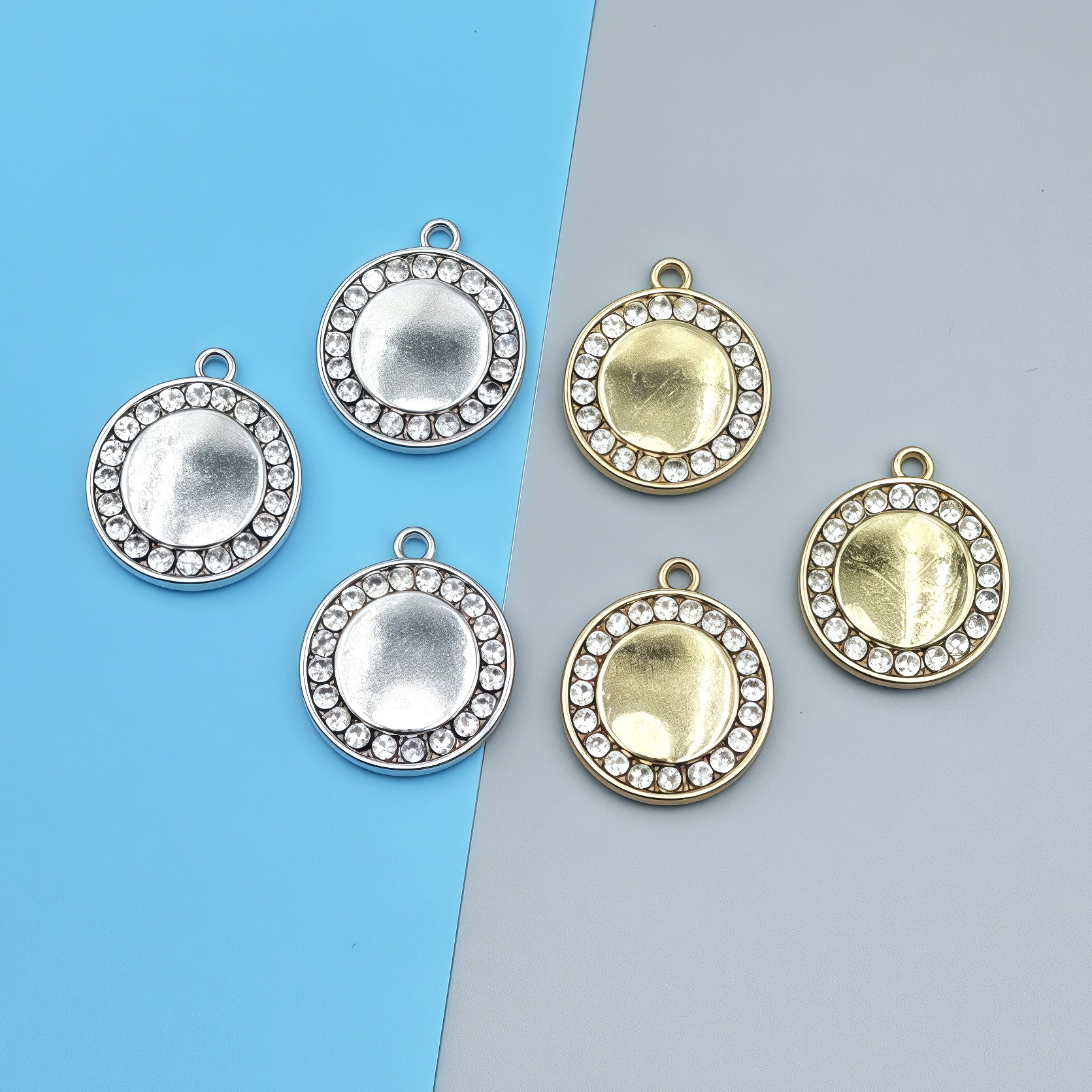 跨境DIY合金饰品创意圆形单吊镶钻配件项链手链吊坠挂件配饰批发产品图
