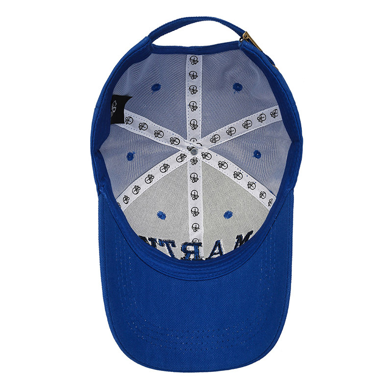 The new autumn Korean-style baseball caps are fashionable and trendy, suitable for both men and women. They are the same as the popular ones for sun protection and sun protection Application Scenario