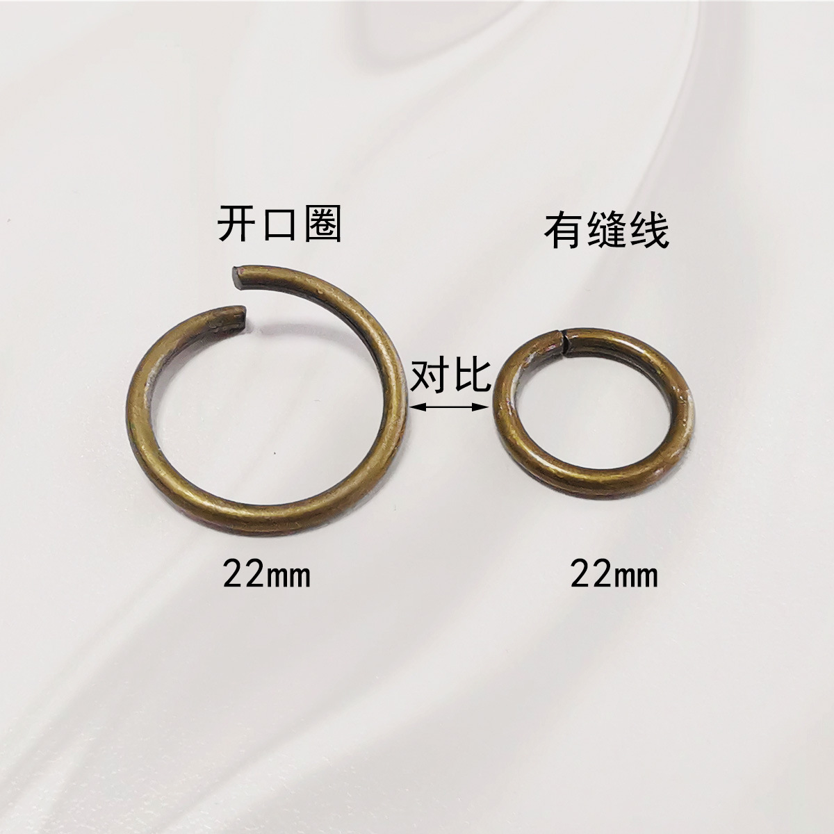 Factory wholesale diy chain O-shaped open loop necklace chain connection buckle lobster buckle adapter accessory iron coil Application Scenario