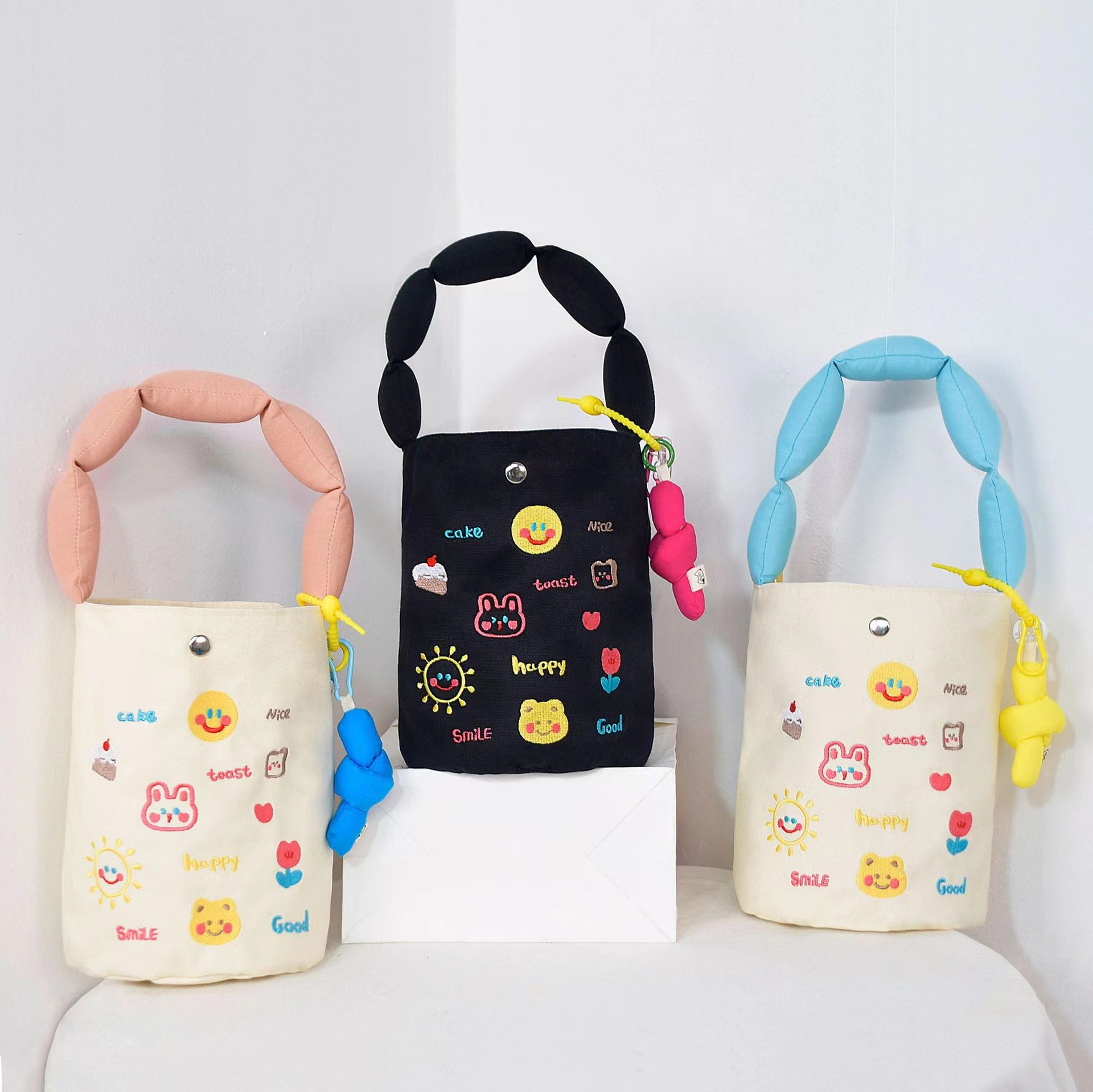 2022 New original embroidered handbag, canvas bag, female student lunch box bag, school and work handbag, small cloth bag