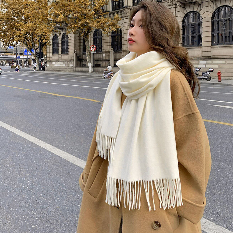 Thickening And Lengthening Large Shawl Wholesale Solid Color Free Design Print Autumn Winter Warm Scarf Imitation Cashmere Scarf Application Scenario