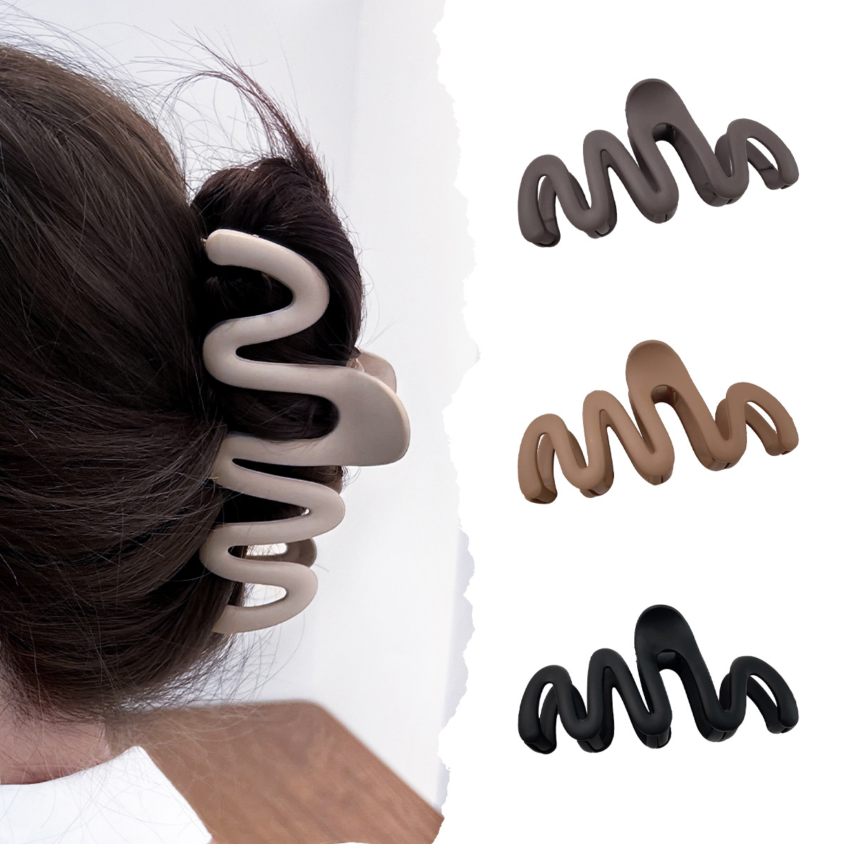 For autumn and winter, the Maillard extra-large shark clip is a fashionable wavy scratch-off clip for women with a lot of hair. It is also a hair accessory for the back of the head details Picture