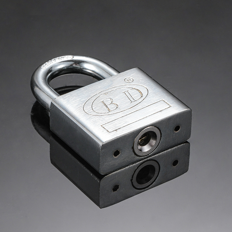 Short beam square blade padlocks in various specifications, household cabinet locks, power box padlocks, wall-mounted type Application Scenario