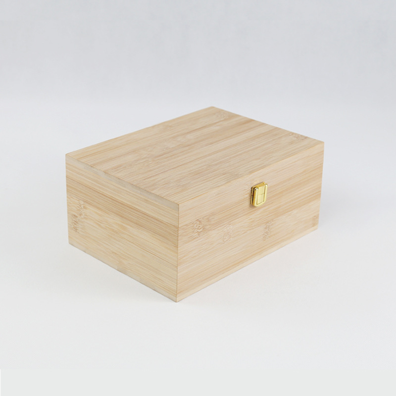 Customized wooden boxes in Cao County: pull-out paulownia wood boxes, flip-top pine wood boxes, and wooden boxes for perfume gift packaging Application Scenario