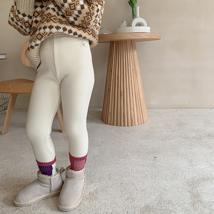 Ai Mo Bei Bei Children's Complex One Milk Protein Fleece Leggings Girls Plus Fleece Puppy Slim Warm Children's Pants Application Scenario